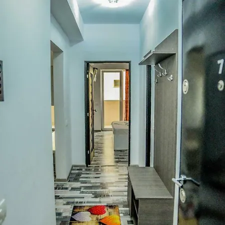 Apartament Bloc Nou Zona Opera 1 *