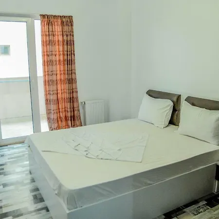 Apartament Bloc Nou Zona Opera 1 *